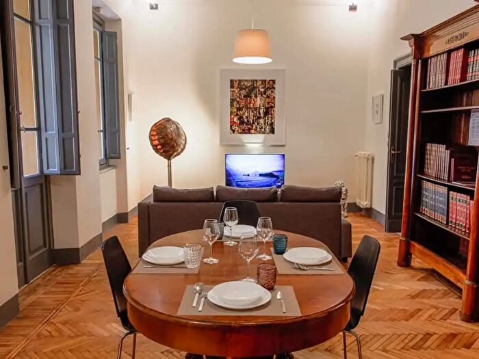 Appartamento in affitto in Via Cesare Battisti, Bologna