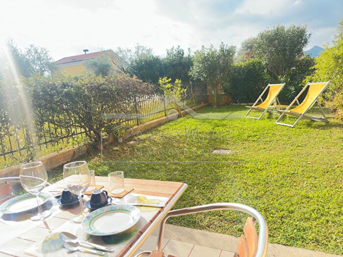 Appartamento quadrilocale in vendita in Via Aurelia, Loano