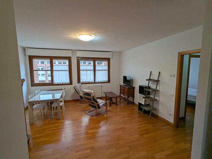 Appartamento quadrilocale in affitto in Via Decumana, Santa Viola, Bologna