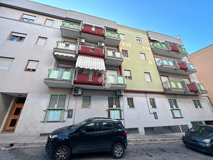 Appartamento quadrilocale in vendita in Vico Benedetto Brin, Canosa Di Puglia