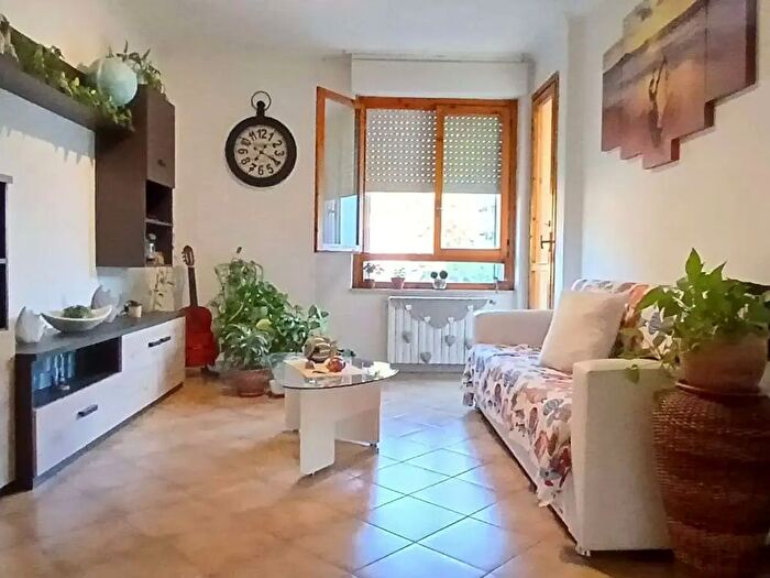 Appartamento quadrilocale in vendita in Via Nazaro Sauro, Itri