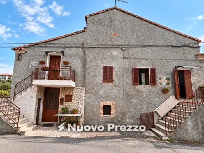 Casa con 6 locali in vendita in Via San Pietro, Sant'Omero
