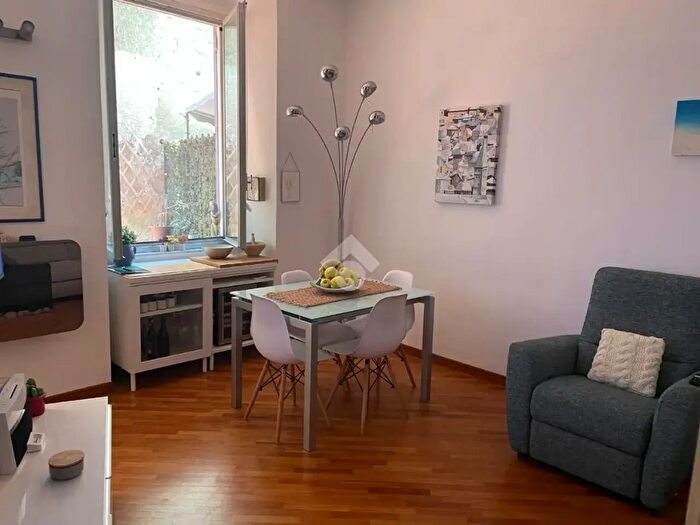 Appartamento quadrilocale in vendita in Via Giuseppe Ferrari, Genova