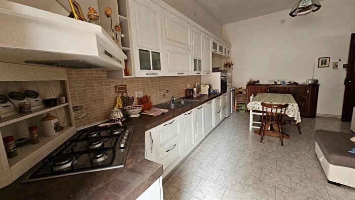 Appartamento trilocale in vendita in Carloforte, Carloforte