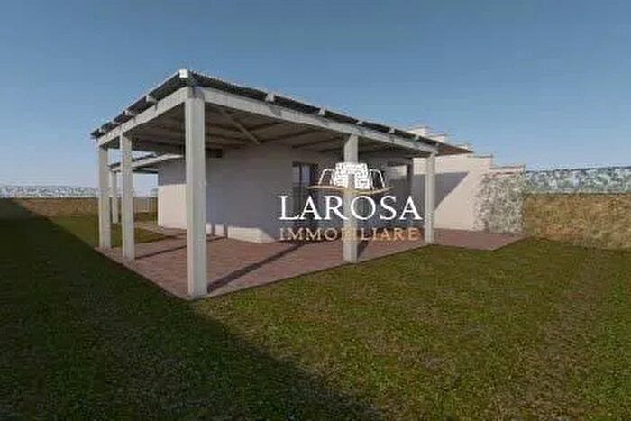 Casa quadrilocale in vendita in Melendugno