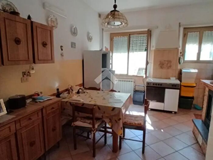 Appartamento trilocale in vendita in Via dei Martiri, San Vito Romano