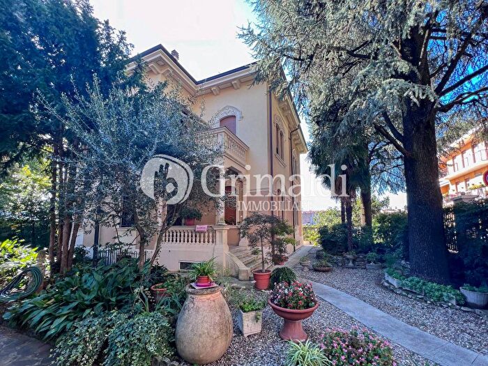 Appartamento bilocale in affitto in Via Raffaello Sanzio, Via Lecco Via Bergamo, Monza