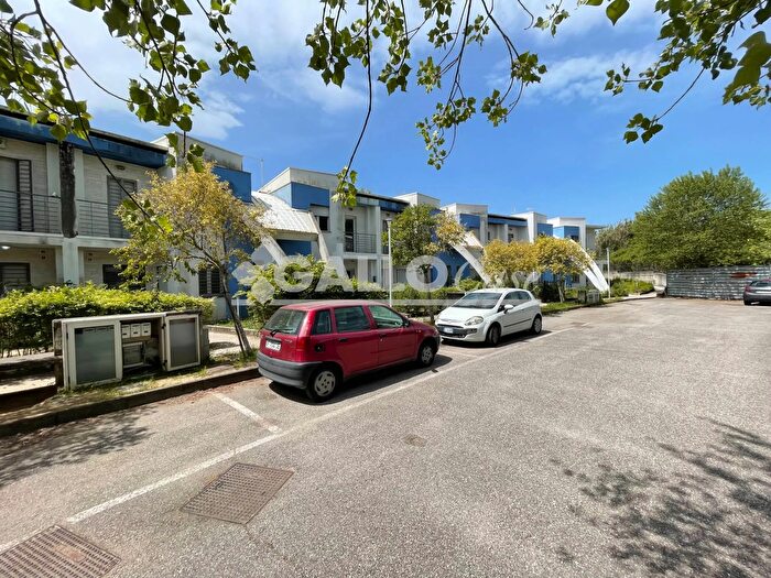 Casa trilocale in vendita in Via Orso Mario Corbino Rende, Rende