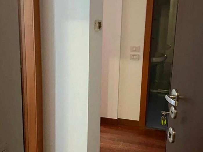 Appartamento bilocale in affitto in Piazzale Medaglie DOro No Number, Porta Romana Medaglie dOro, Milano