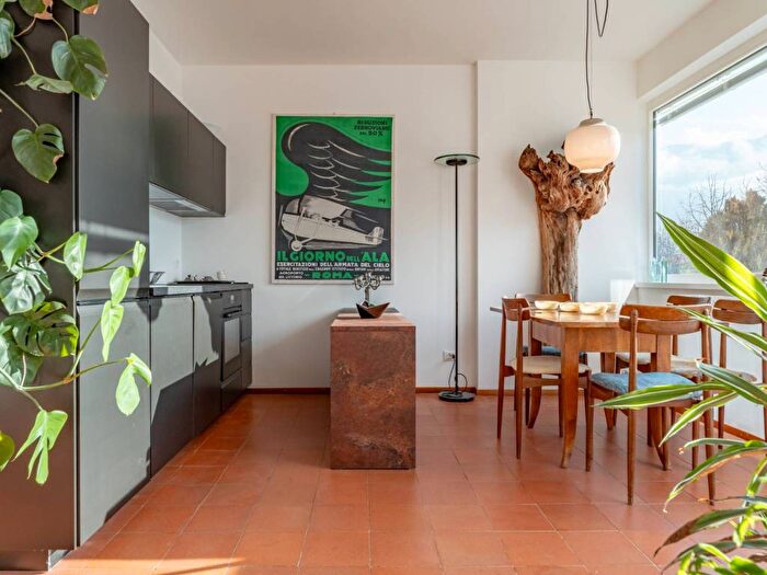 Casa quadrilocale in affitto in Via Giuseppe Verdi, Semicentro, Trento