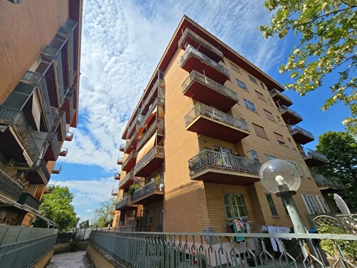 Appartamento quadrilocale in vendita in Via dei Platani, Guidonia Montecelio