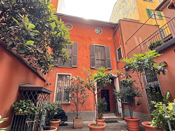 Appartamento bilocale in affitto in Via Milazzo, Moscova, Milano