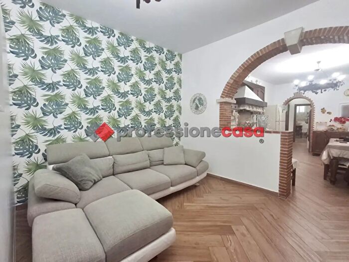 Appartamento con 5 locali in vendita in Piazza San Cristoforo, Catania