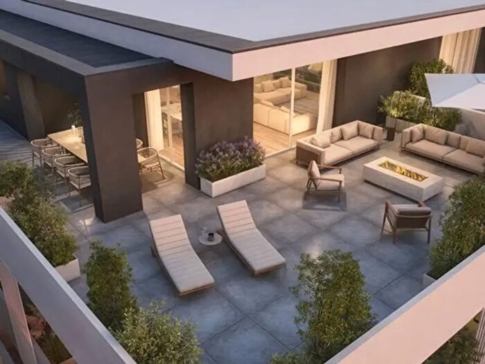 Appartamento quadrilocale in vendita in Via Pilade Bronzetti, Padova
