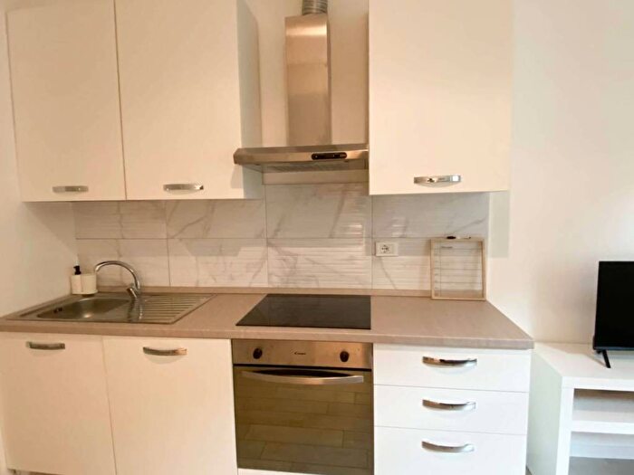 Appartamento bilocale in affitto in Via Cenisio, Cenisio, Milano