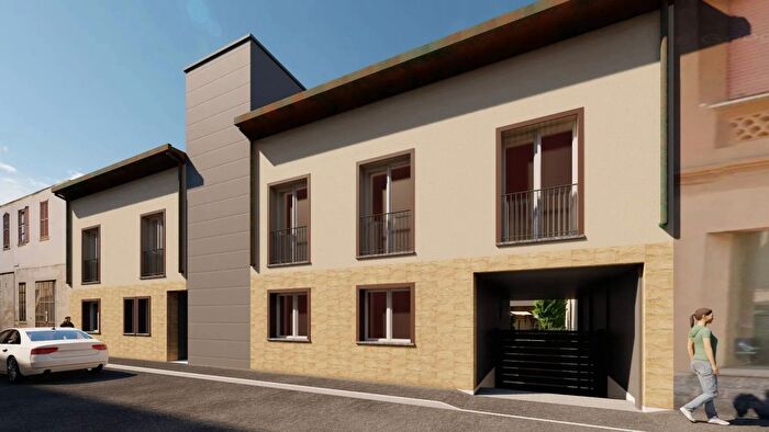 Case in Vendita e in Affitto - 2