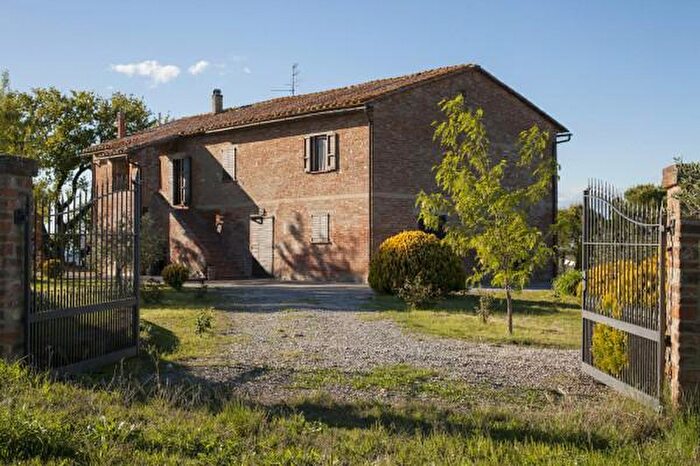 Casa con 6 locali in vendita in Località Cantagallina, Castiglione Del Lago