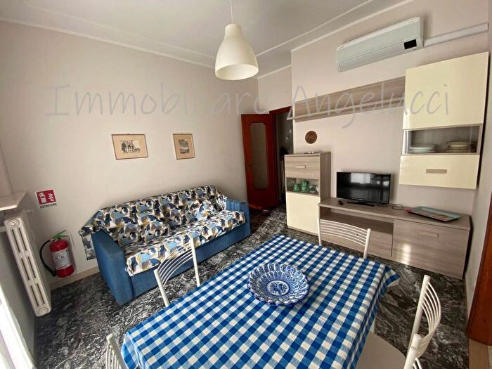 Appartamento bilocale in affitto in Via Ticino, Borghetto Santo Spirito