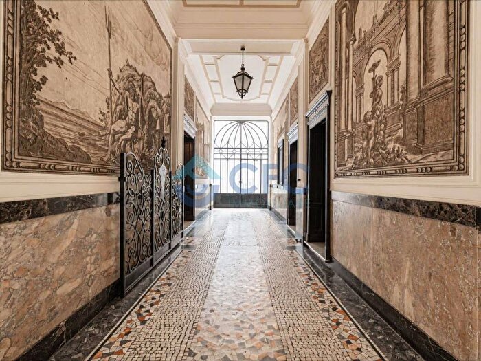 Appartamento quadrilocale in affitto in Viale Corsica, Porta Vittoria, Milano