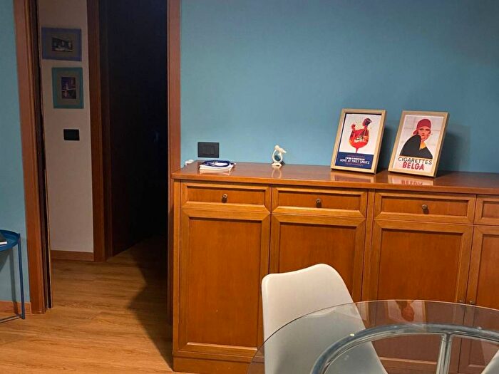 Appartamento trilocale in affitto in Via Roberto Tremelloni, Precotto, Milano