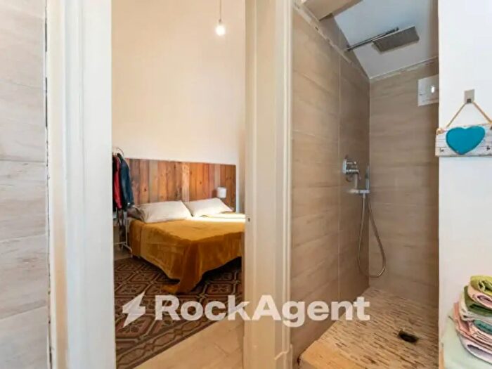 Casa quadrilocale in vendita in Via Vicario Nicolosi, Aci Castello