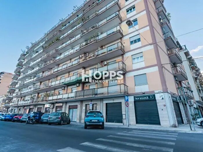 Appartamento quadrilocale in vendita in Via Sampolo, Palermo