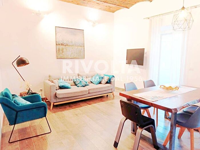 Appartamento trilocale in affitto in Via Luigi Carlo Farini, Centro, Orbetello