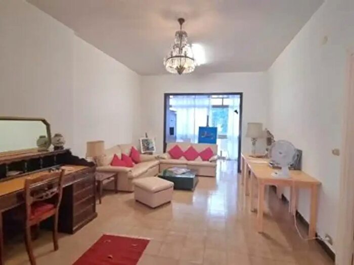 Appartamento trilocale in vendita in Viale Val Padana, Roma