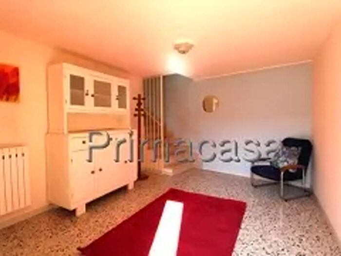 Appartamento quadrilocale in affitto in Via delle Fontane, Marano Di Valpolicella