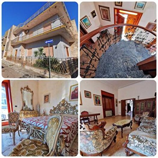 Casa con 6 locali in vendita in Via Verona, Lequile