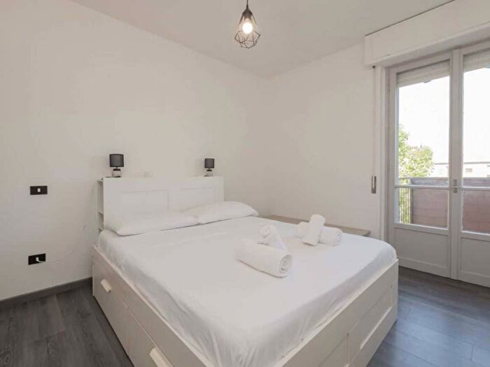 Appartamento bilocale in affitto in Viale Omero, Corvetto, Milano