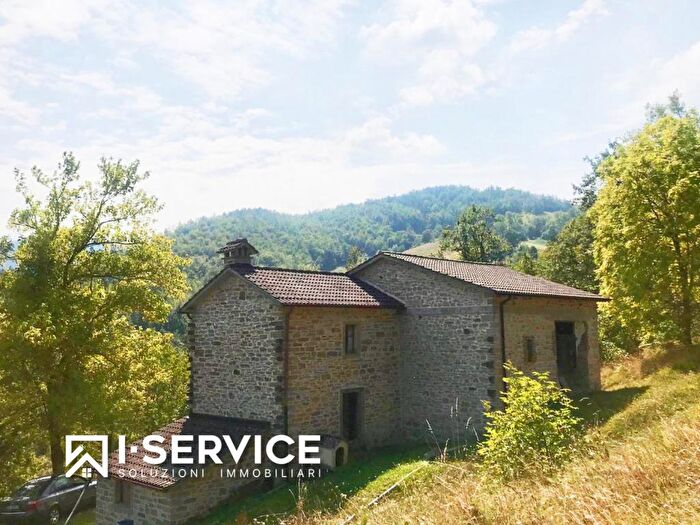 Casa quadrilocale in vendita in Via dei Laghi, Verghereto