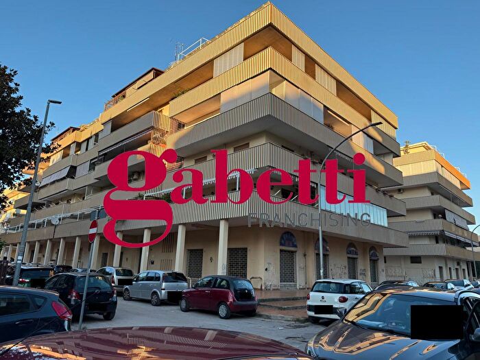 Appartamento con 5 locali in vendita in Via Torino, San Nicola La Strada