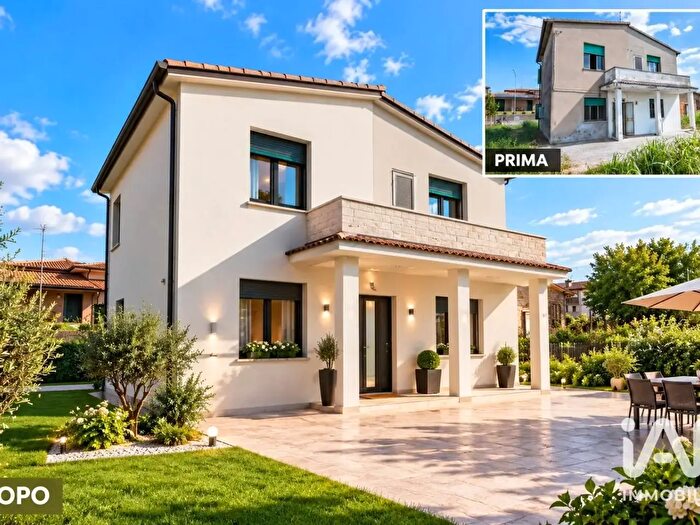 Casa con 6 locali in vendita in Via Berlinguer, Ariano Nel Polesine