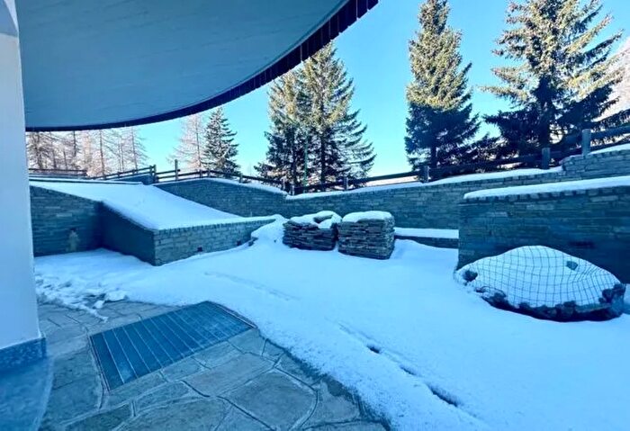 Appartamento bilocale in vendita in Via Sauze Sestriere To Italia, Sestriere