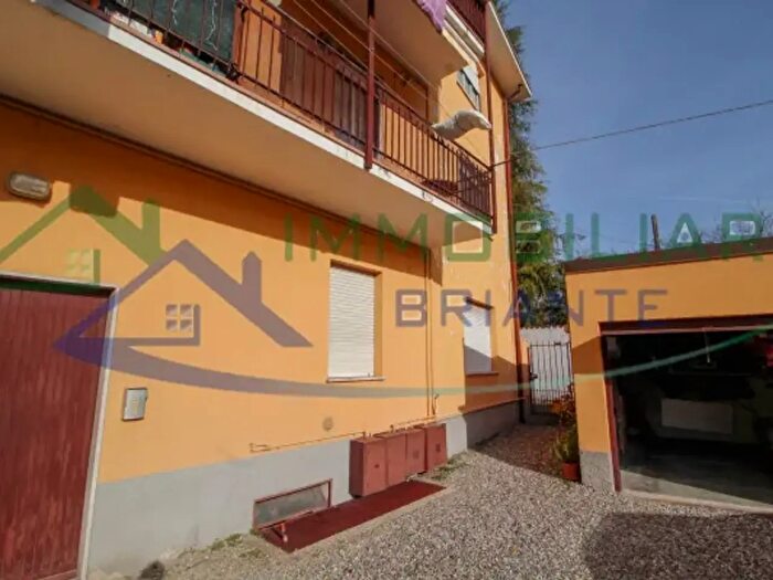 Appartamento trilocale in vendita in Via Raffaello Sanzio, Somma Lombardo