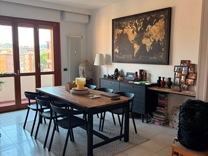 Appartamento quadrilocale in affitto in Via Gran Bretagna, Europa, Firenze
