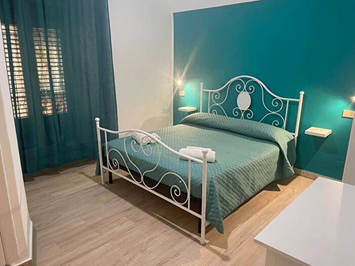 Appartamento monolocale in affitto in Kalsa, Palermo