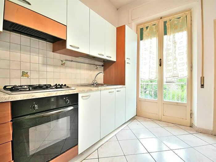 Appartamento quadrilocale in vendita in Via Astolfo Petrazzi, Siena