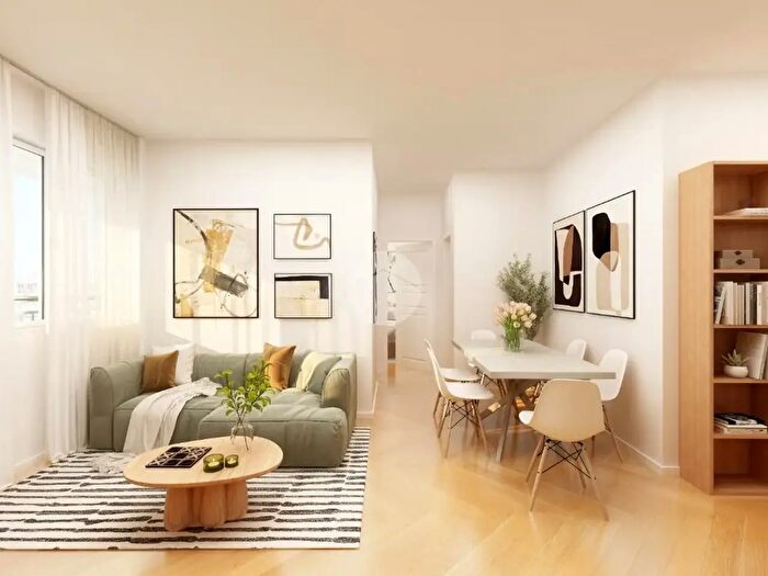 Appartamento trilocale in vendita in Via Francesco Coletti, Roma