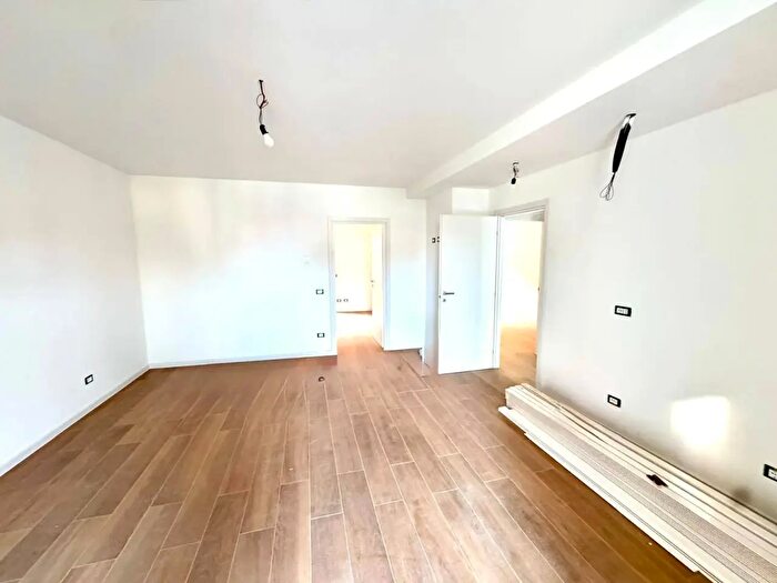 Appartamento trilocale in vendita in Treviglio