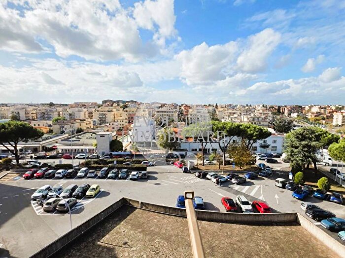 Appartamento trilocale in affitto in Tor Tre Teste Torre Maura, Roma