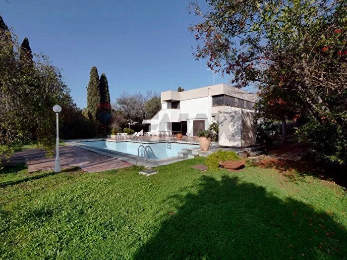 Casa con 11 locali in vendita in Viale dei Pini, Noicattaro