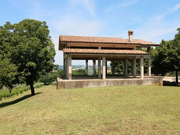 Casa con 5 locali in vendita in Via Pontesfondato, Montopoli Di Sabina