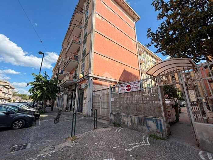 Appartamento con 5 locali in affitto in Corso san giovanni a teduccio, San Giovanni a Teduccio, Napoli
