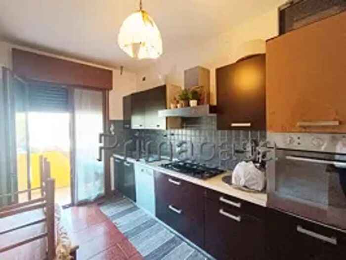 Appartamento con 6 locali in vendita in Via Cercariolo, Scorze