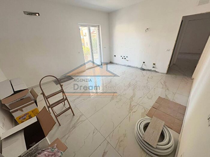 Appartamento bilocale in affitto in Via Magellano, Maristi Ospedale, Giugliano in Campania