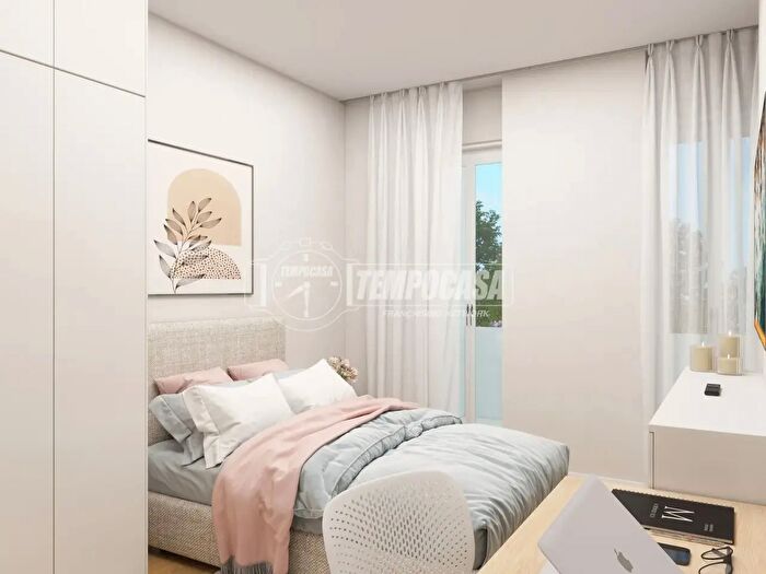 Appartamento trilocale in vendita in Via Messina, Milano