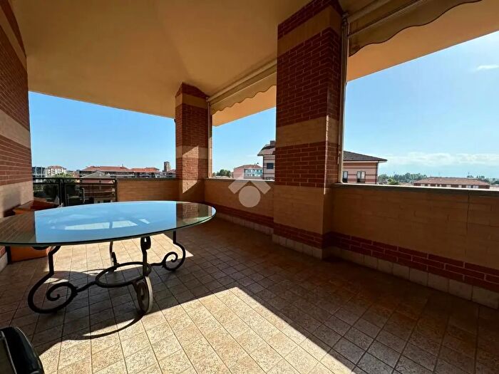 Appartamento trilocale in vendita in Via Cesare Battisti, Carmagnola