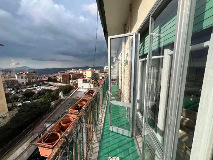 Appartamento quadrilocale in vendita in Via Manzoni, Napoli